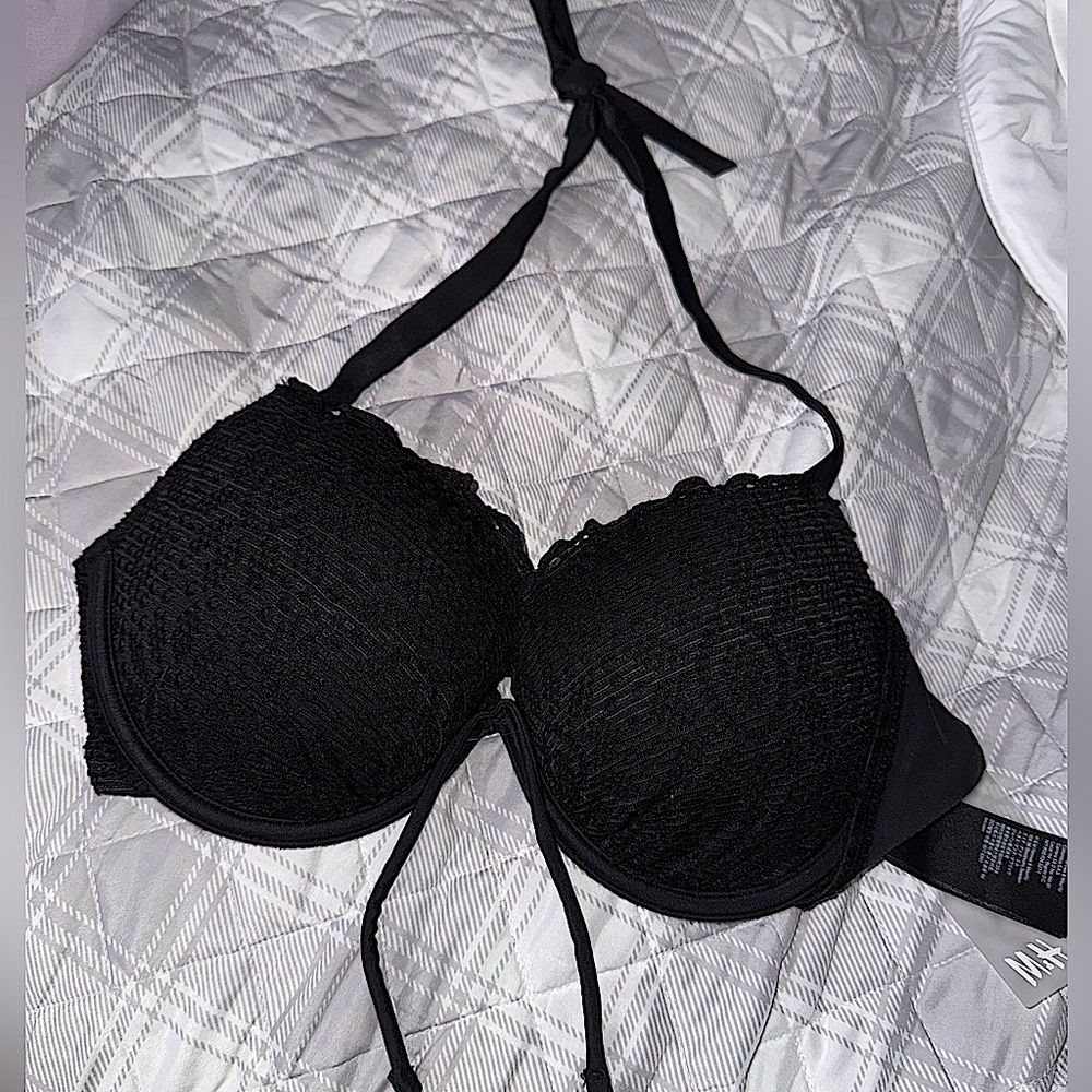 H&M swim suit top size 36c